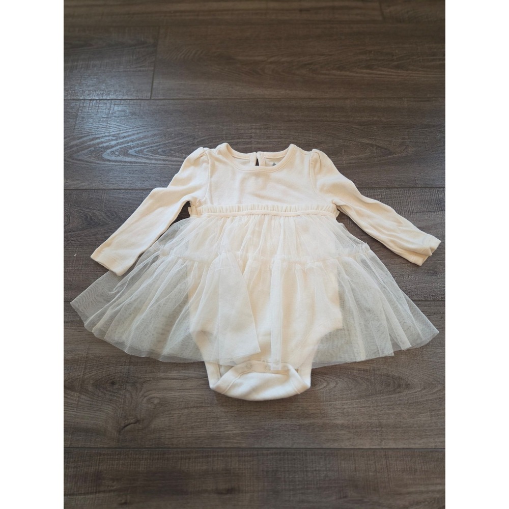 Baby gap skirted romper 6-12 mos